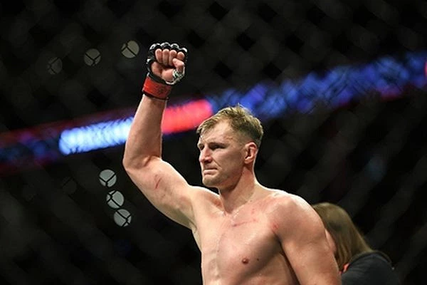 Волков узнал имя следующего соперника в UFC